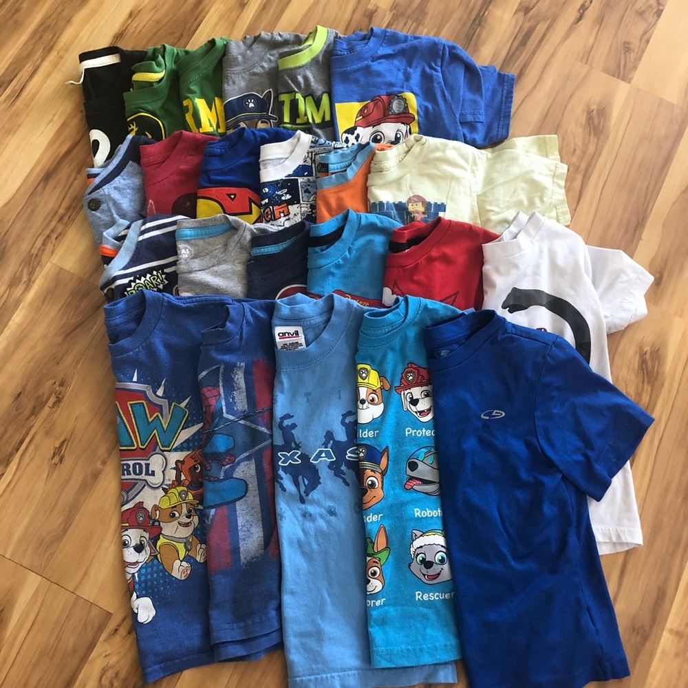 BOYS T-SHIRT LOT: SIZE 4/5